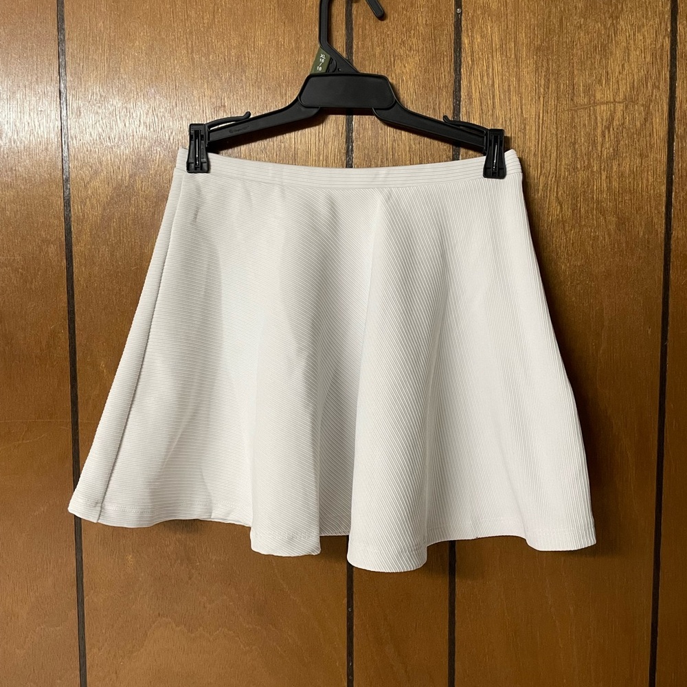 Elegant White Skirt